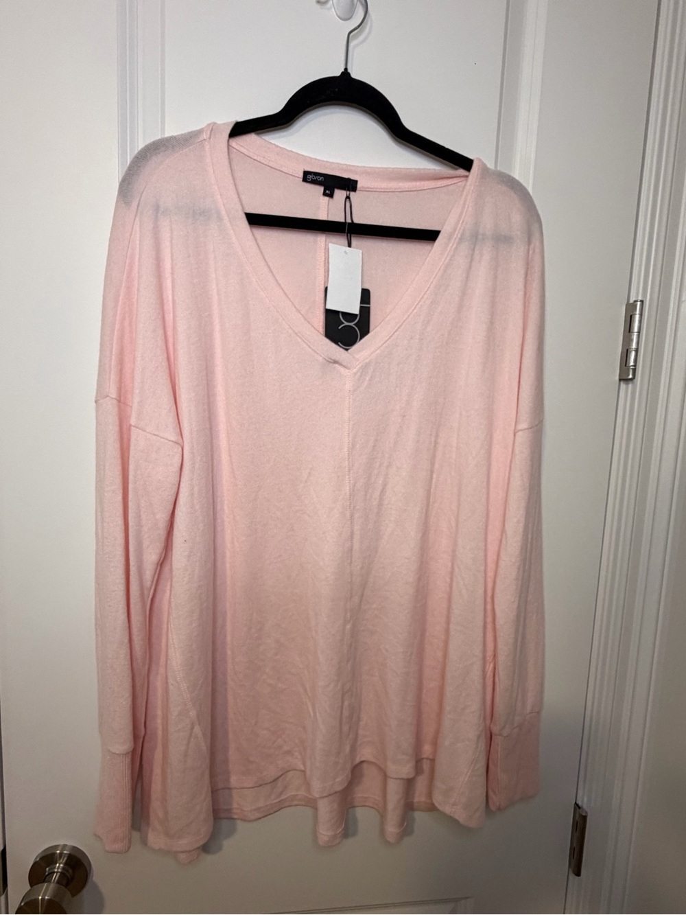 Gibson Light Pink V Neck Long Sleeve Top Soft NWT Simple Classic